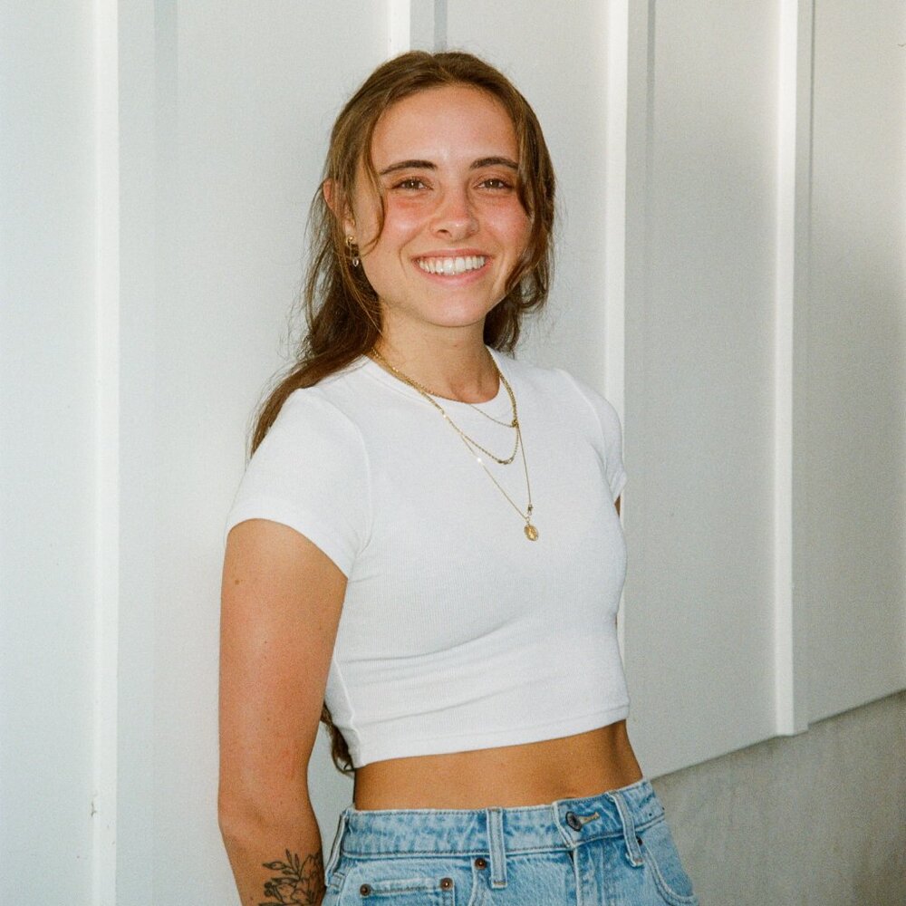 Meet your Posher, Emily